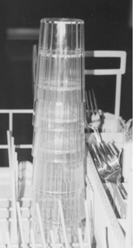 stackedglasses.jpg (36,394 bytes) 12292003 194x360