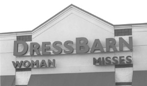 womanmisses.jpg (13,663 bytes) 05212004 300 X 175